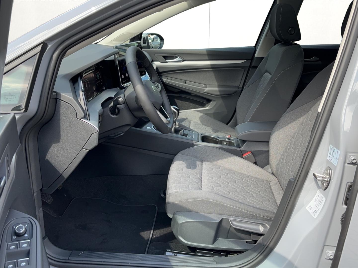 Volkswagen Golf 1.5 TSI Golf VIII Life