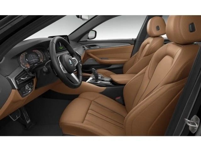 BMW 530 530i M-Sport Sedan