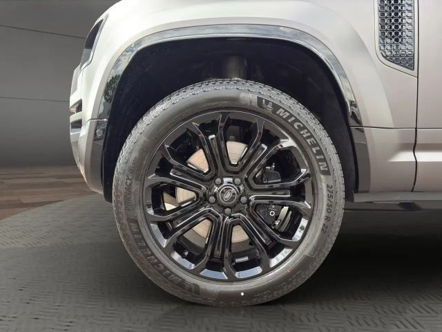 Land Rover Defender 110