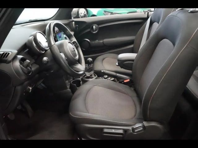 MINI One Cabrio facelift - carplay - navi - jc