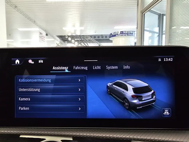 Mercedes-Benz A 180 Progressice Advanced Navi,Parkassi,VollLED