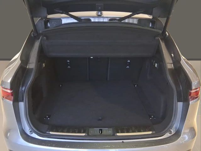 Jaguar F-Pace AWD P250 R-Dynamic