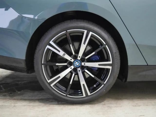 BMW i5 M-Sport Sedan xDrive