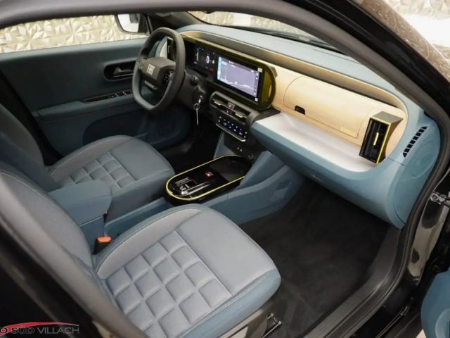 Fiat Grande Panda E La Prima