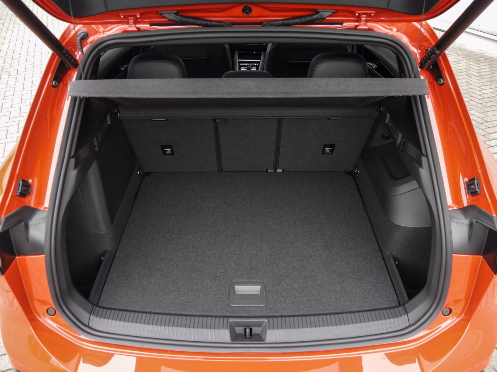 Volkswagen Tiguan R-Line eHybrid