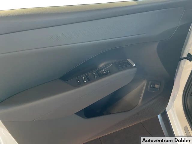 Volkswagen T-Roc 1.5 eTSI DSG R-Line