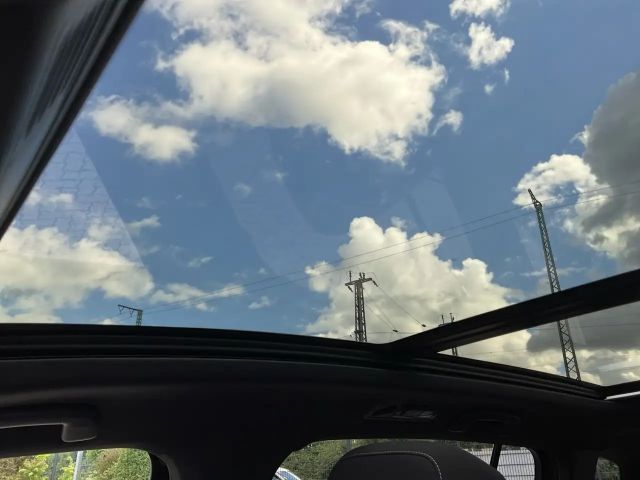 Volkswagen Touran 1.5 TSI DSG Highline