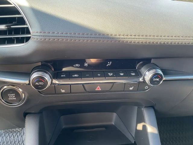 Mazda 3 4WD SkyActiv