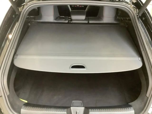 Mercedes-Benz CLA 200 AMG Line Shooting Brake