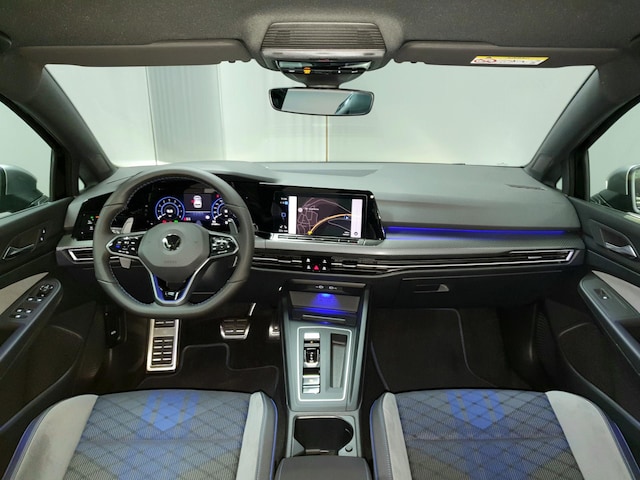 Volkswagen Golf 2.0 TSI DSG