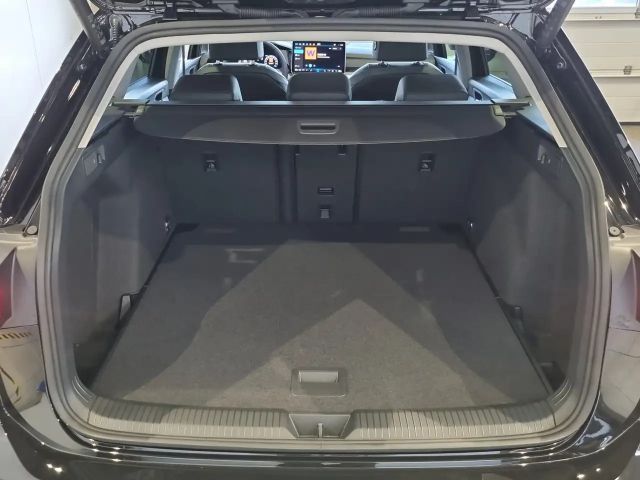 Volkswagen Golf Business DSG Variant