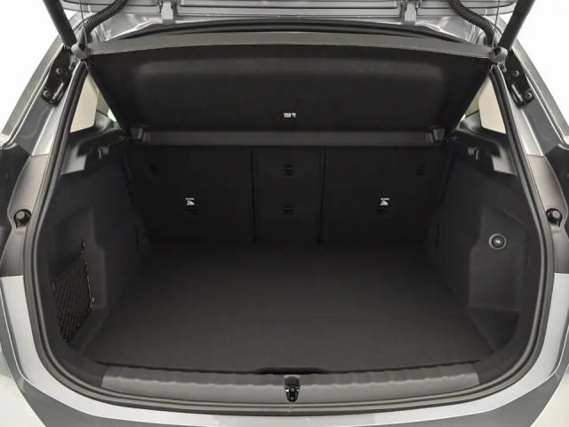 BMW 218 218d Active Tourer Luxury Line Sedan