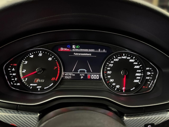 Audi RS4 Avant Quattro