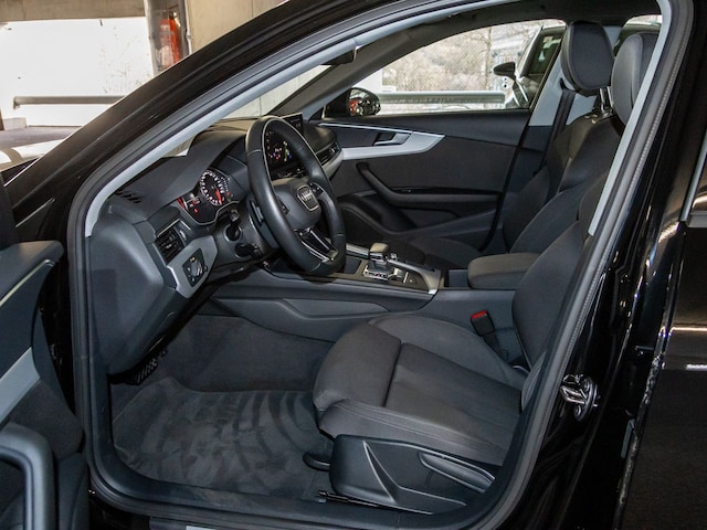 Audi A4 35 TFSI Avant S-Tronic