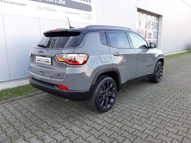 Jeep Compass PHEV S mit Park-Paket/Shzg.