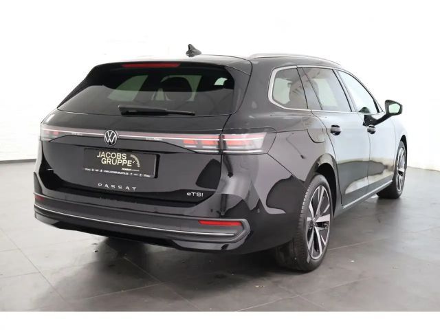 Volkswagen Passat 1.5 eTSI Business DSG Variant