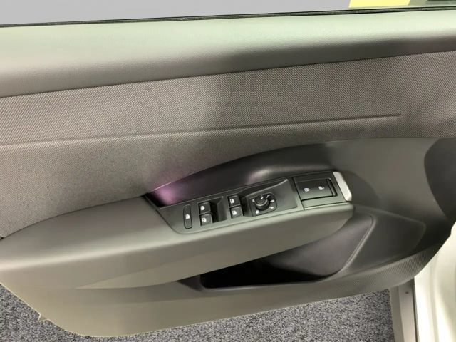 Volkswagen T-Roc 1.5 eTSI DSG Life