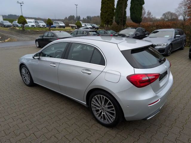 Mercedes-Benz A 180 Progressive