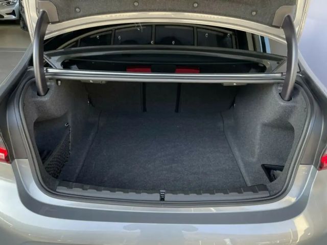 BMW 320 320d Sedan xDrive