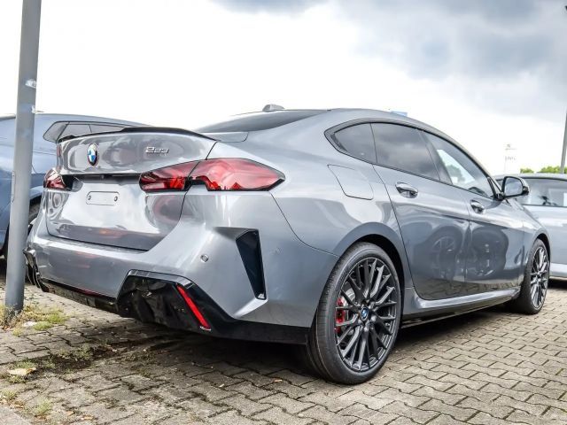 BMW 223 Coupé M-Sport xDrive