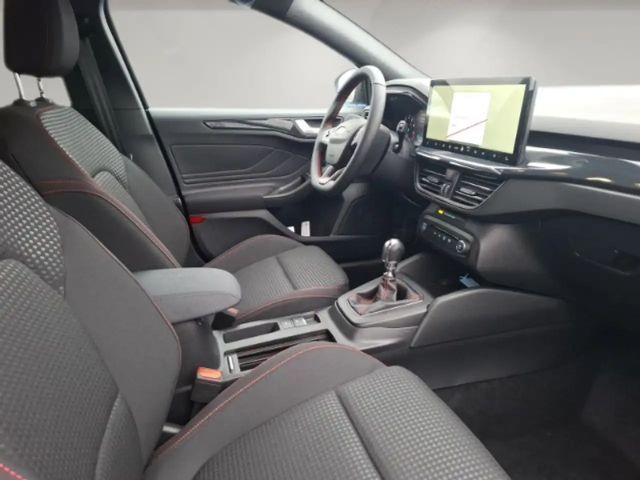 Ford Focus ST Line Wagon