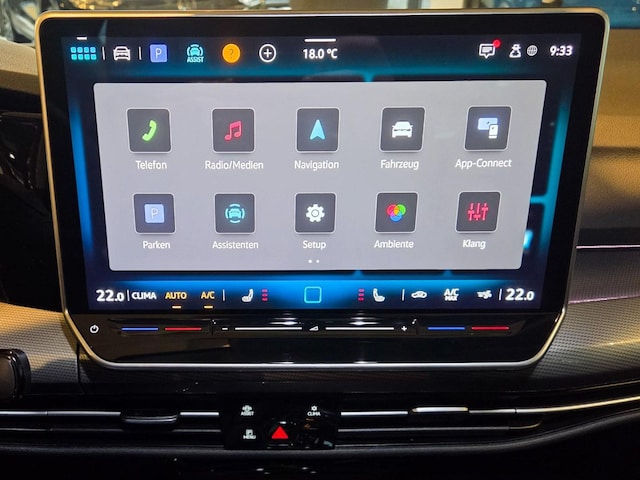 Volkswagen Golf 1.5 eTSI DSG Golf VIII