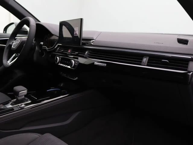 Audi A4 40 TFSI Competition Quattro