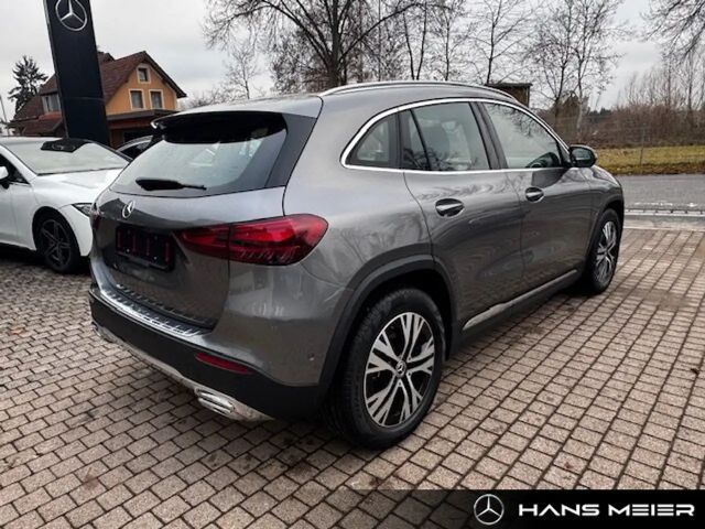 Mercedes-Benz GLA 180 Progressive