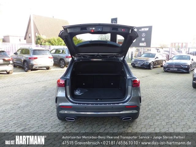 Mercedes-Benz GLA 180 AMG Line