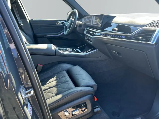 BMW X5 M60i xDrive