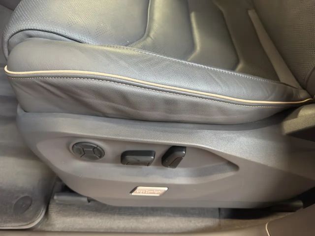 Volkswagen Touareg 3.0 V6 TDI R-Line