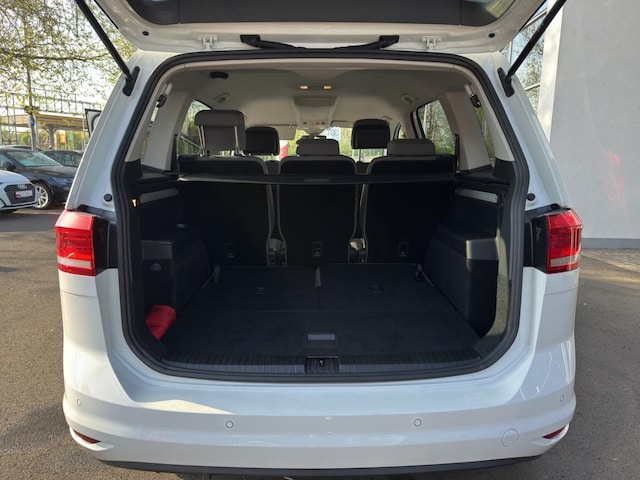 Volkswagen Touran 1.5 TSI DSG