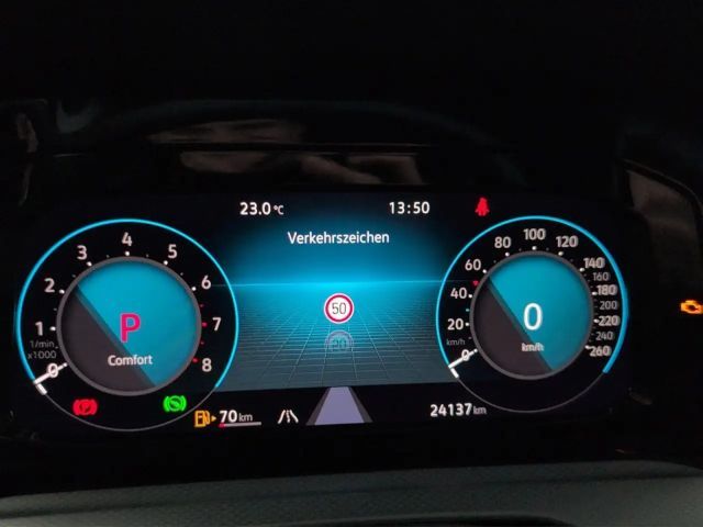 Volkswagen Golf 1.5 eTSI DSG Move