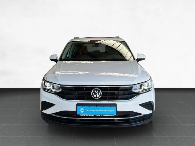 Volkswagen Tiguan DSG Life