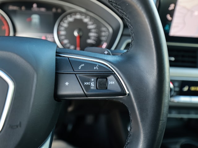 Audi A4 35 TFSI Avant S-Tronic