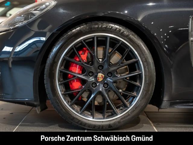 Porsche Panamera GTS