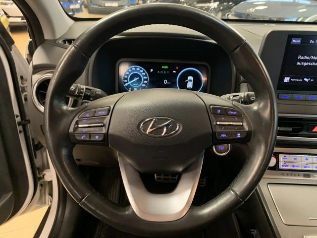 Hyundai Kona AHK*ACC*R.cam*CarPlay*ST-heiz*SHZ*1.hand