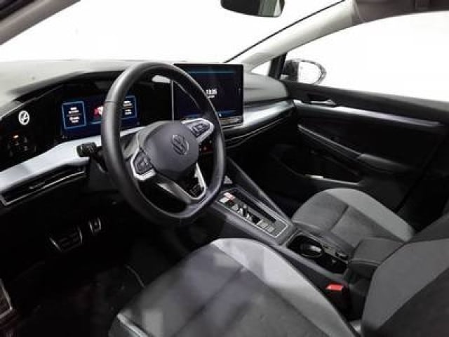 Volkswagen Golf 1.5 eTSI Golf VIII