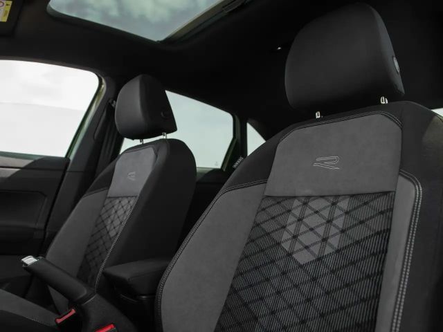 Volkswagen Taigo 1.5 TSI DSG R-Line