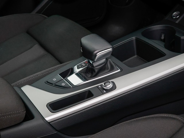 Audi A4 35 TFSI Avant S-Line S-Tronic