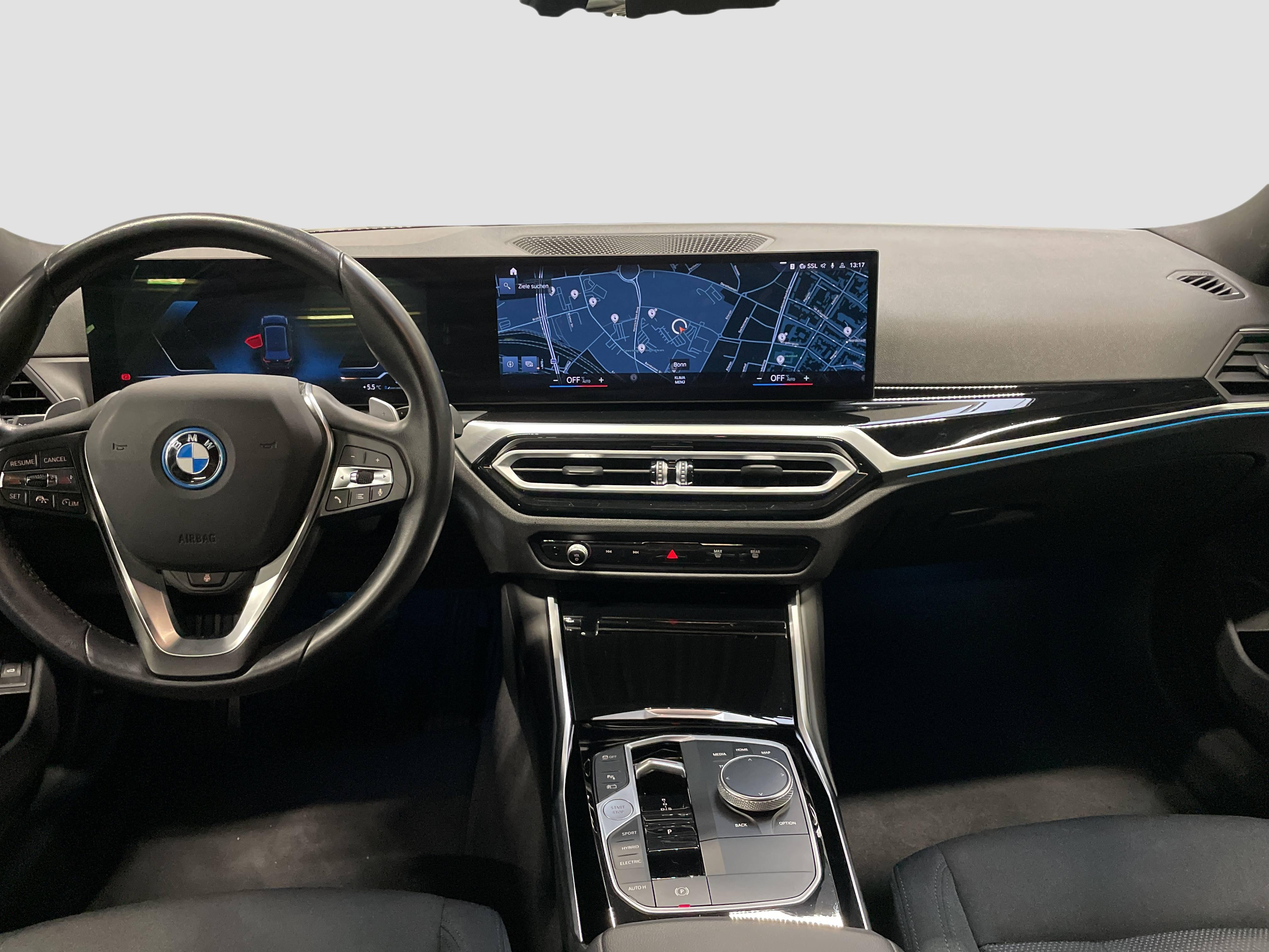 BMW 330 330e Touring