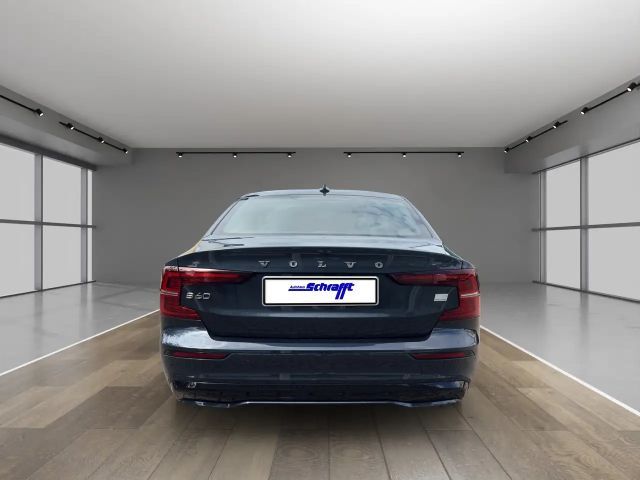 Volvo S60 AWD Dark Recharge Ultimate