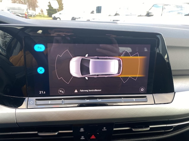 Volkswagen Golf 1.0 TSI Variant