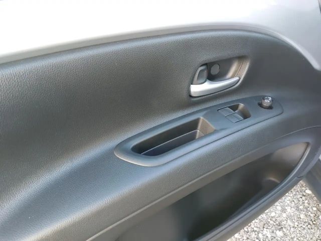 Toyota Aygo X Hatchback Play VVT-i