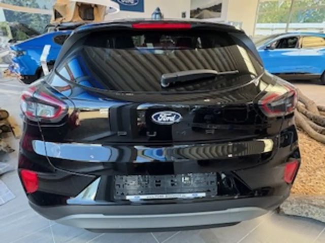 Ford Puma EcoBoost Titanium