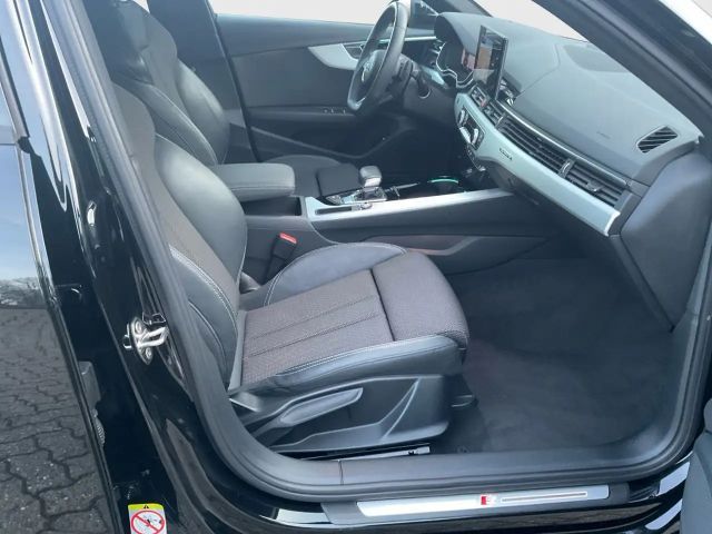 Audi A4 45 TFSI Quattro S-Line