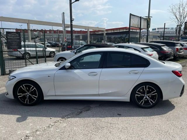 BMW 318 318d M-Sport Sedan