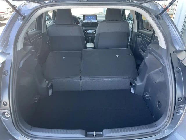 Toyota Yaris Hatchback Hybride VVT-i