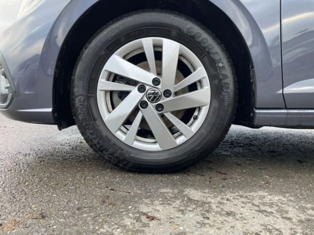 Volkswagen Polo 1.0 TSI DSG Style