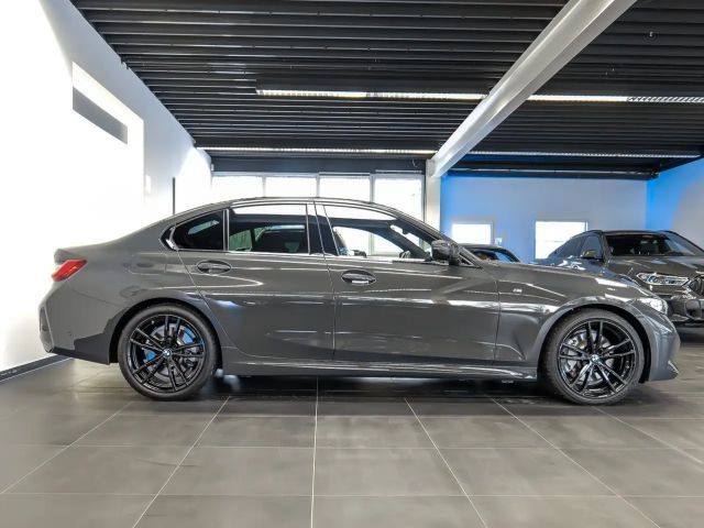 BMW 330 330d M-Sport Sedan xDrive